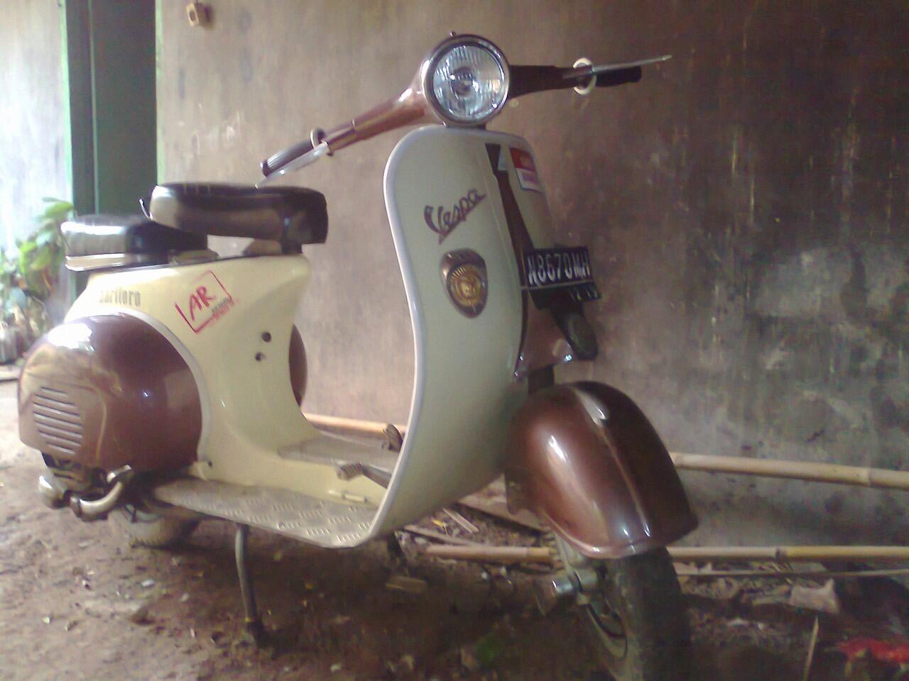 Vespa tahun 1964