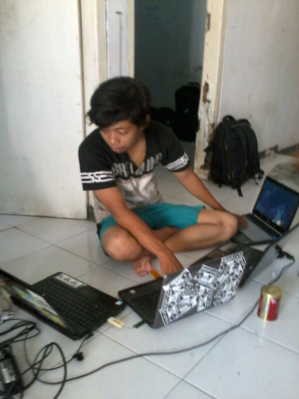 ini temen ane..bagaimana temen ente???