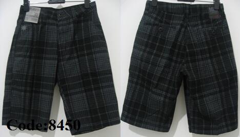 CELANA PENDEK TRENDY