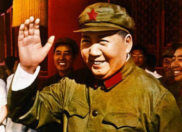 Sisi Tak Terduga Diktator Besar Dunia