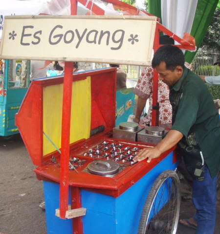 JAJANAN WAKTU KECIL YANG TAK TERLUPAKAN 