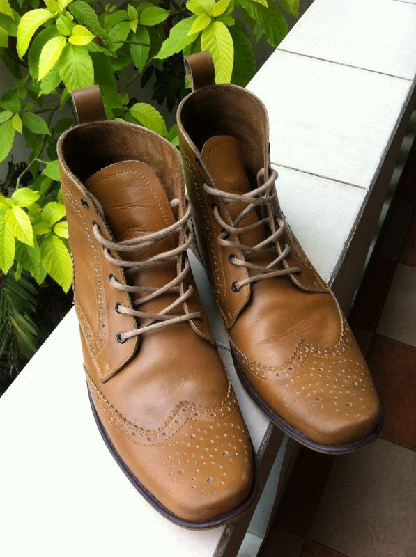 CUSTOM SHOES LEATHER OXFORD BLACK / SEPATU KULIT WINGTIPS
