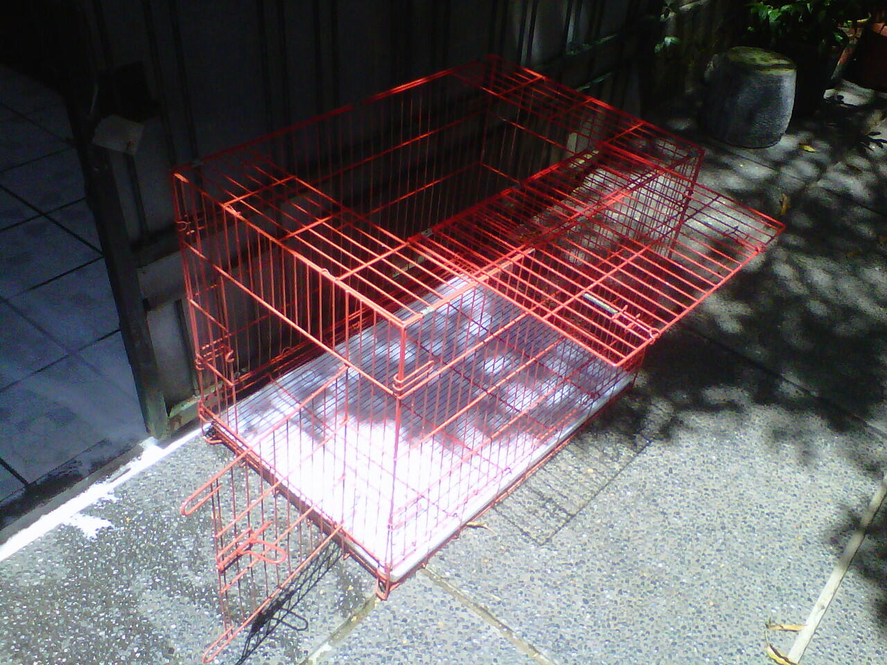 JUAL CEPAT KANDANG ANJING BISA DILIPAT, MASIH MULUS