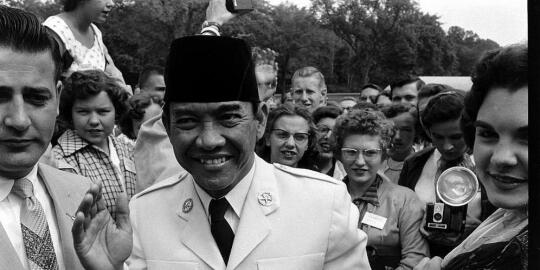 5 Dosa Soeharto pada Soekarno