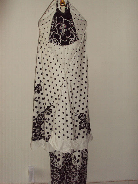 MUKENA BALI REMPEL