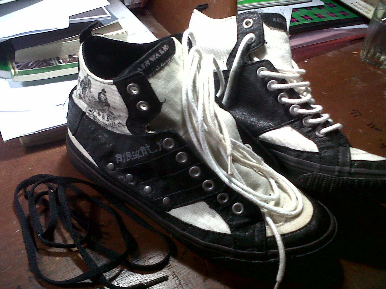 WTS JUAL CEPAT AIR WALK GUNERS 100% original 2nd