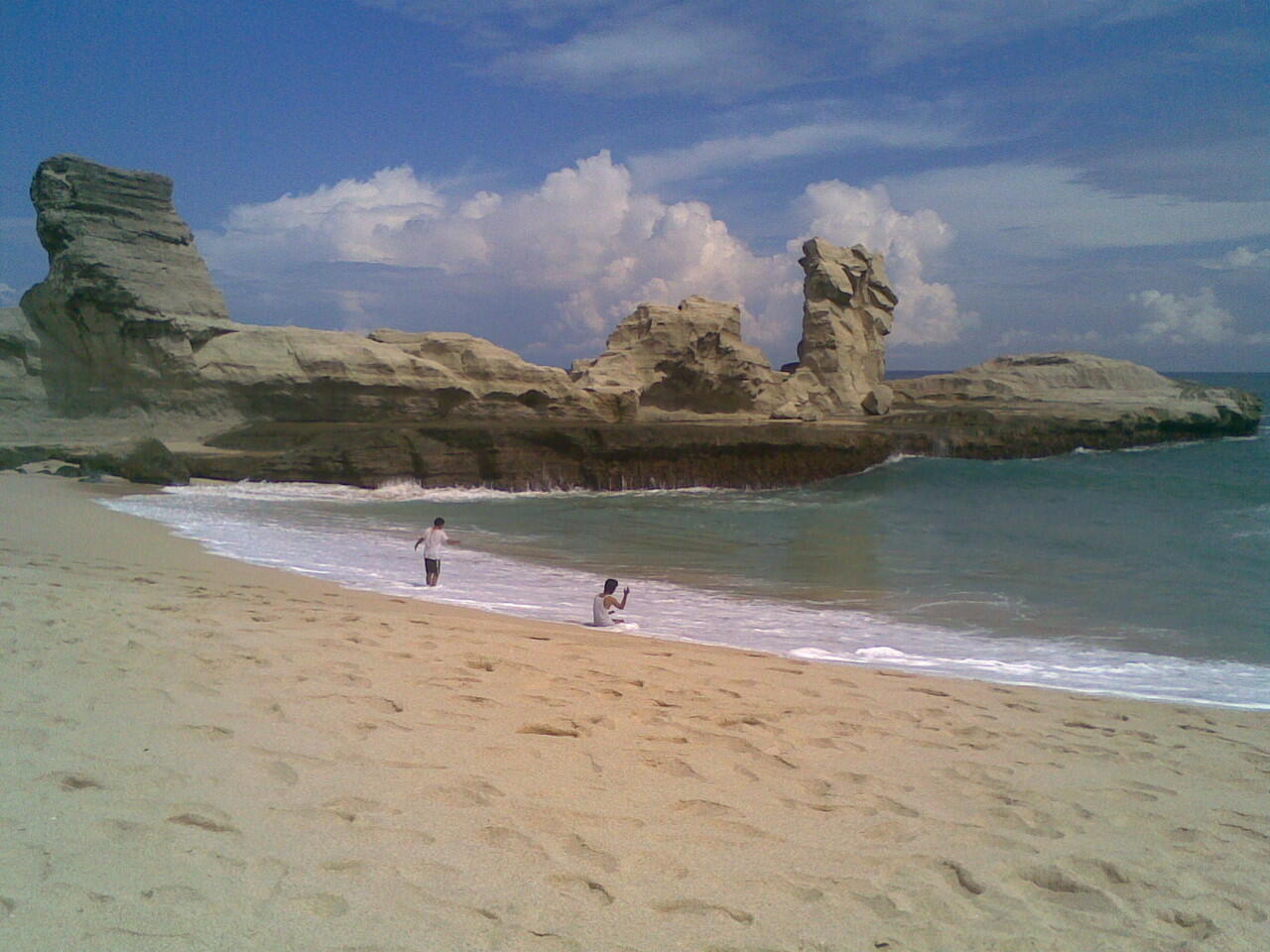 Mengenal Indahnya Pantai Klayar, Pacitan