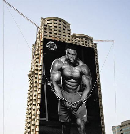 7 Iklan Paling Unik Sedunia Pada Bangunan (+ Pict)