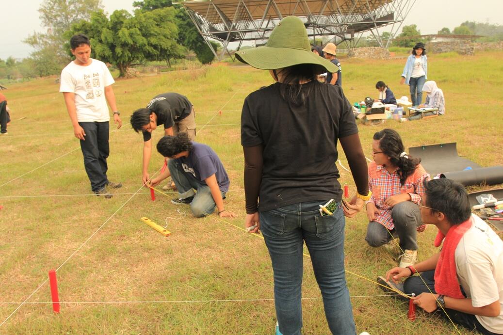 Bagaimana Arkeolog Bekerja