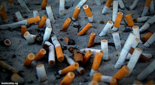 63% Pengeluaran Rumah Tangga Terbesar di Indonesia untuk Membeli Rokok.