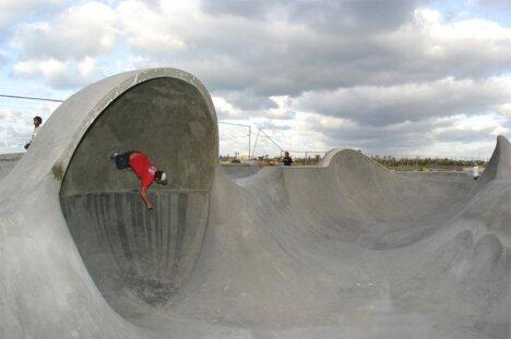 10 Skatepark Luar biasa yang ada di dunia