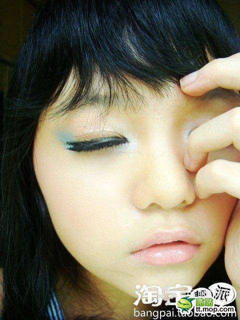 Ce 12 thn (masih SD). make up sendiri bagaikan seorang profesional