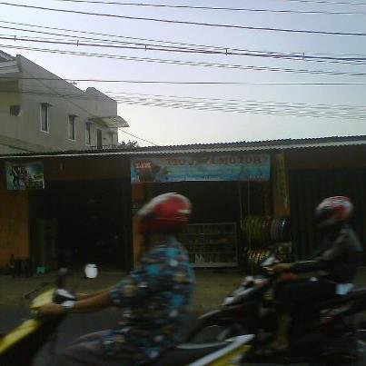 (Share Info) Waktu Tepat Mengganti Ban Motor Anda