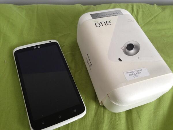 HTC One X Putih 2nd mantap, bukan HTC One X+ n bukan HTC One X grey.