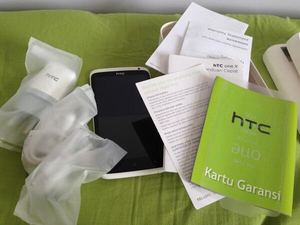 HTC One X Putih 2nd mantap, bukan HTC One X+ n bukan HTC One X grey.