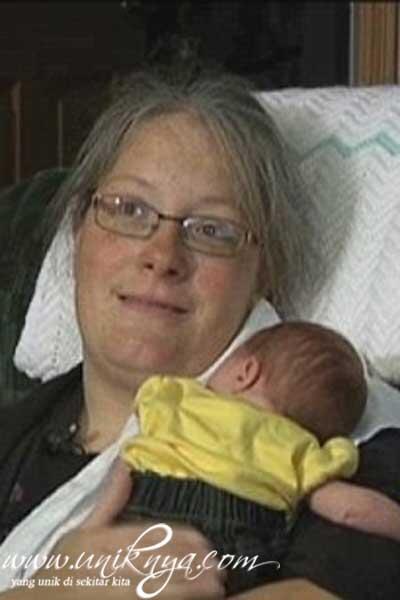 5 Kisah Melahirkan Tanpa Kehamilan