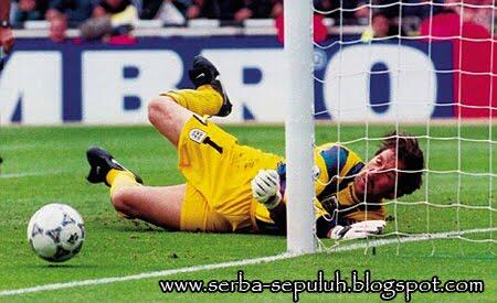 Kiper Legendaris Dunia