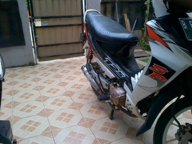 Shogun SP 2007 Hitam Putih