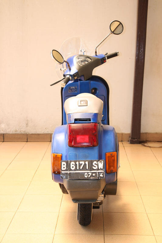 Vespa Corsa '94 Biru Metalik Siap Pakai