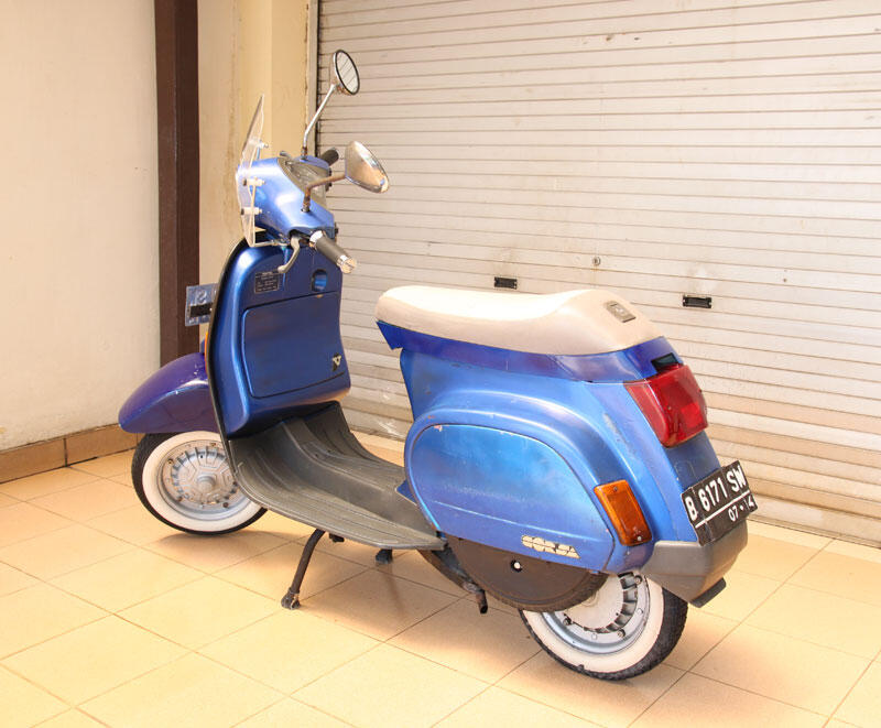 Vespa Corsa '94 Biru Metalik Siap Pakai