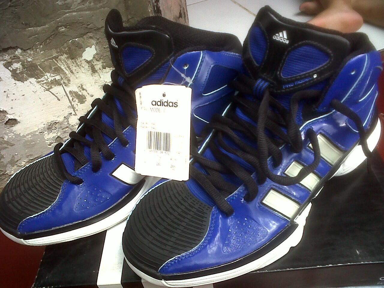 adidas pro model zero