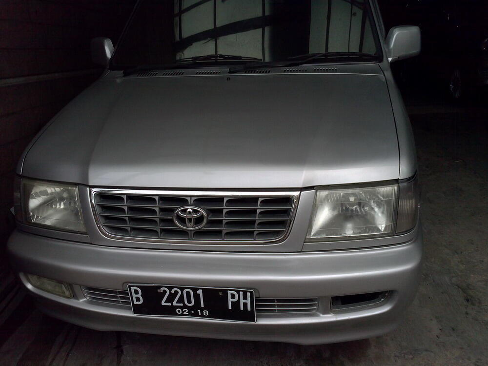 Kijang LGX 2003