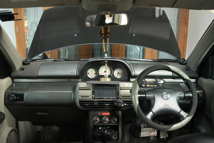 NISSAN XTRAIL 2005