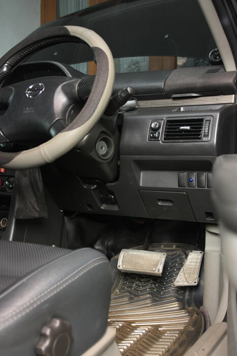 NISSAN XTRAIL 2005