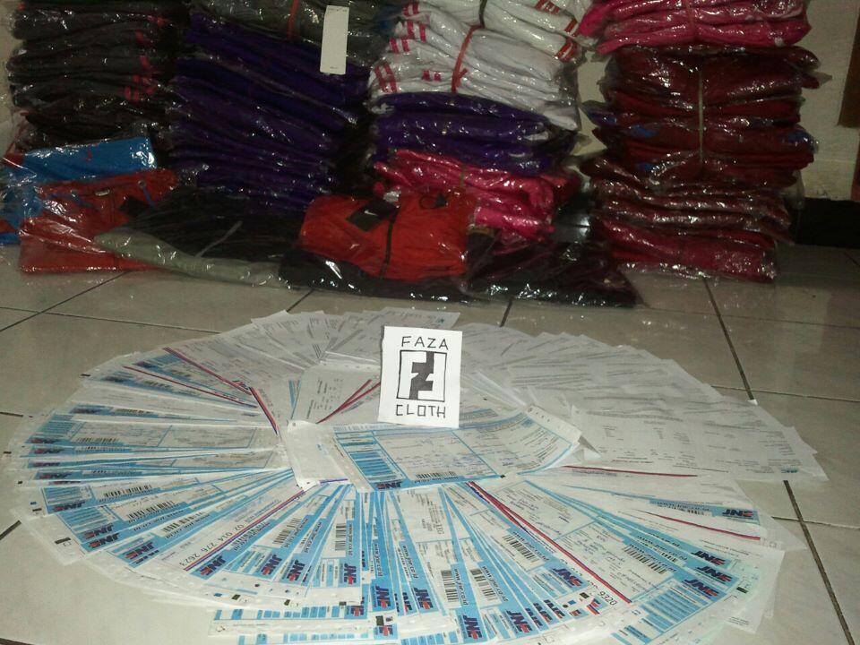 Hoodie jumper Nike, Sweater Adidas, Nike Windrunner, Adidas Firebird, Jaket Levis