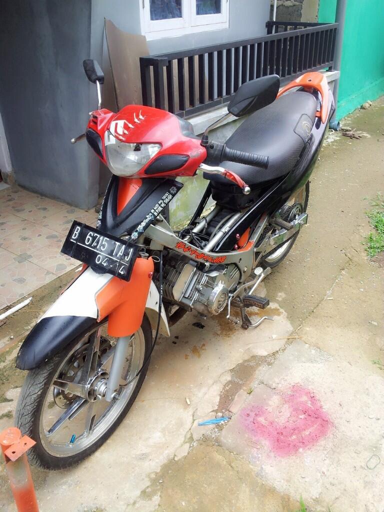 jual satria hiu 2004
