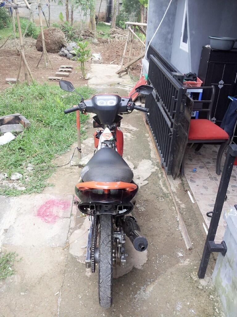 jual satria hiu 2004