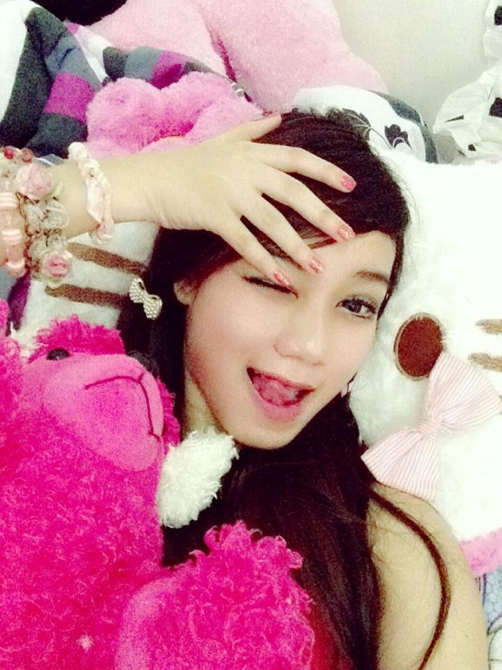 Cewek IGO KDI wajahnya mirip boneka :kiss