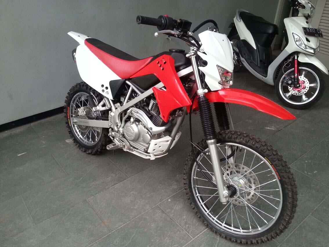 kawasaki KLX 150 2013