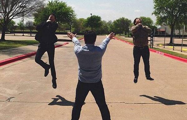 Setelah Demam Foto Hadouken, Kini Giliran Vadering?
