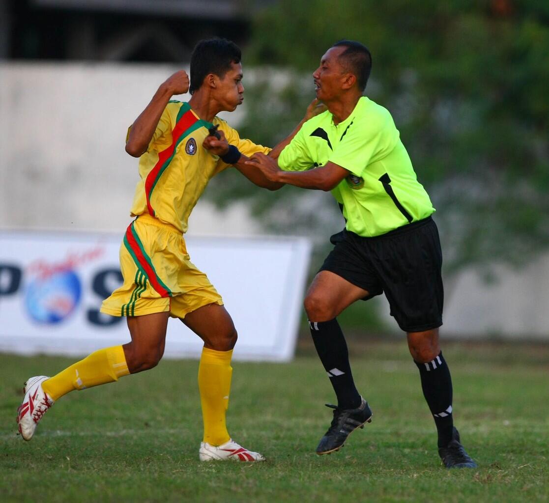 Olahraga Fighting Merupakan Dasar Dari Olahraga Sepak Bola,Basket &amp; Hockey