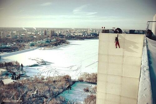 Gila Nih Anak, Foto-foto di Atas Menara (Fotografi Skywalking)