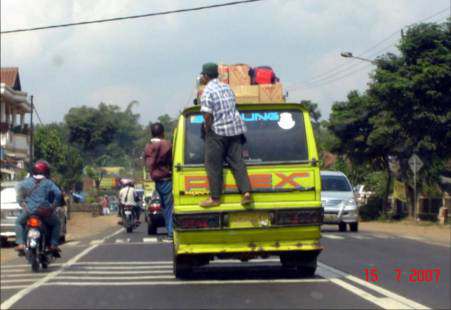 7 Keunikan Indonesia