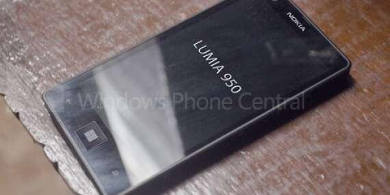 Prototype Nokia Lumia 950 Muncul di Internet