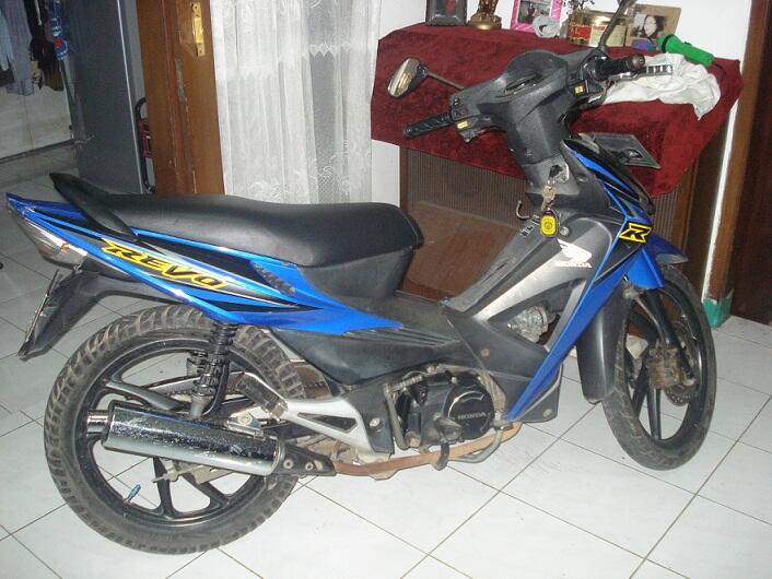 Terjual Motor  murah irit dan bandel Dijual cepat honda 