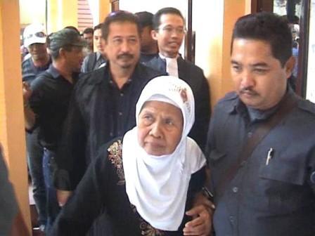 Ibu dipidanakan Anak Kandung 