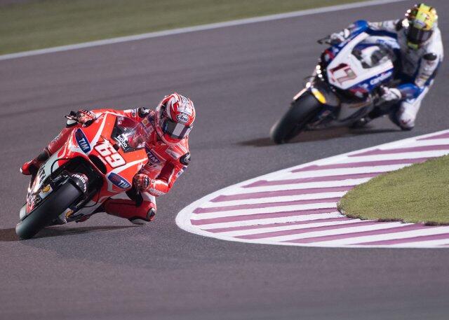 Aksi Pertama di Seri Pertama MotoGP 2013