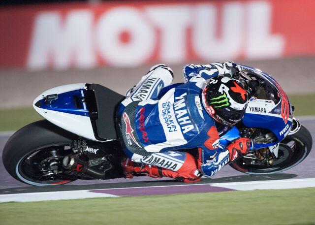 Aksi Pertama di Seri Pertama MotoGP 2013