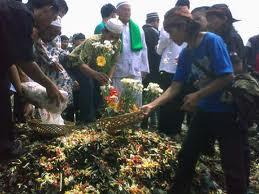 &#91;B&#93;PENAMPAKAN TPA LEUWI GAJAH SETELAH LEDAKAN SAMPAH 150 + MENINGGAL&#91;/B&#93;