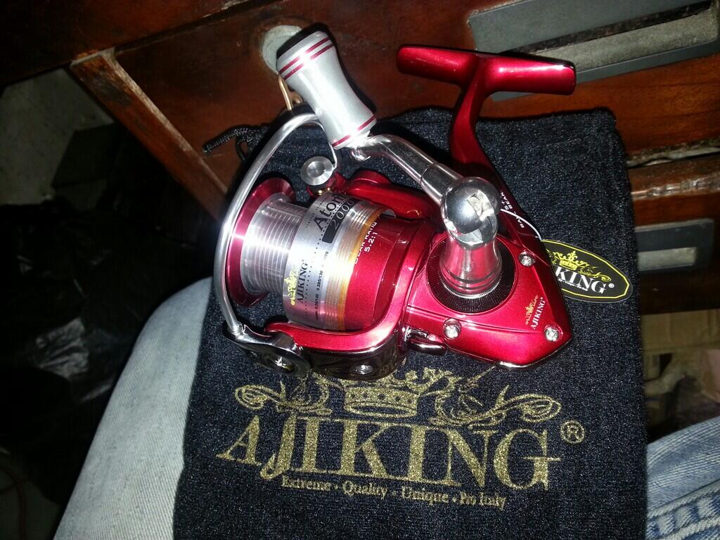 alat pancing mancing reel ajiking laut dan empang masuk gan..