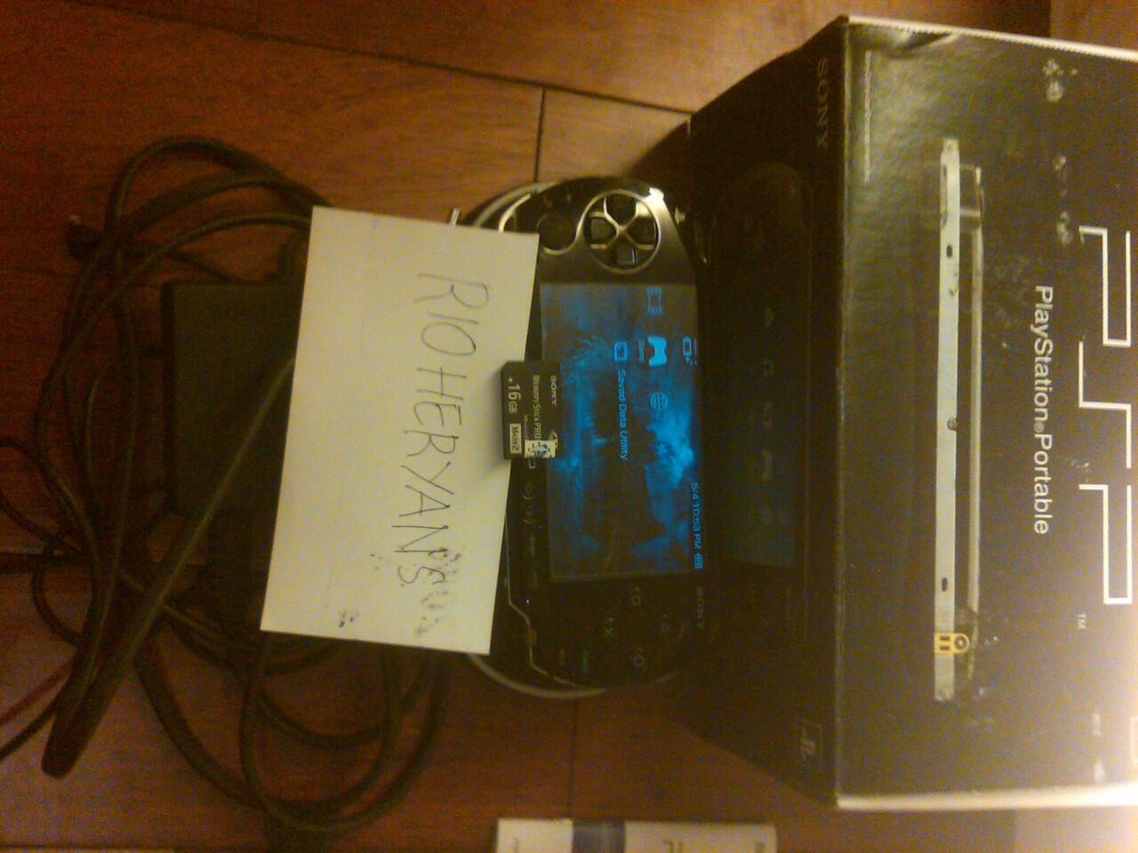JUAL PSP 1000 (ORI JEPANG) DAN PSP GO.. (SOLO)