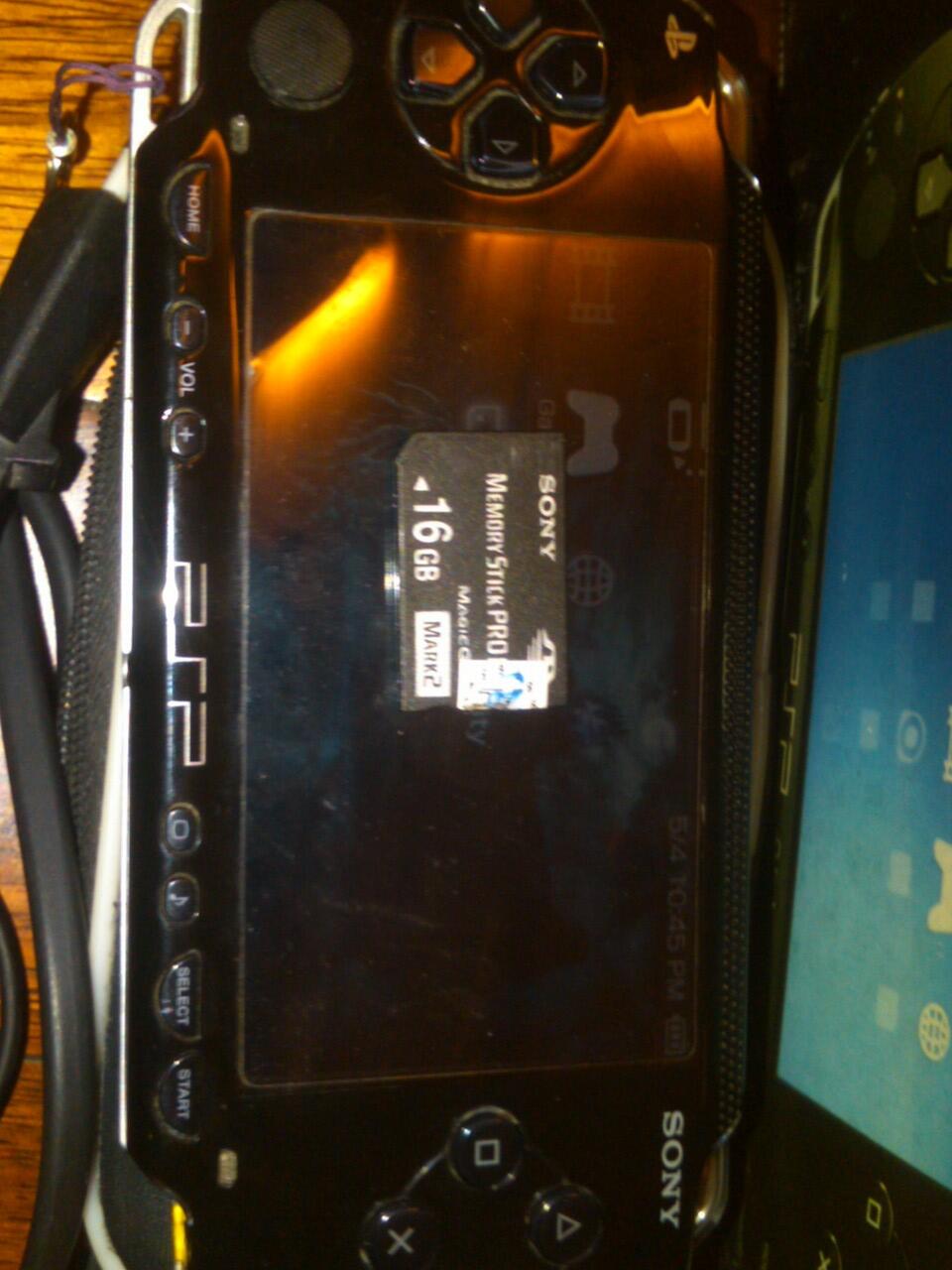 JUAL PSP 1000 (ORI JEPANG) DAN PSP GO.. (SOLO)