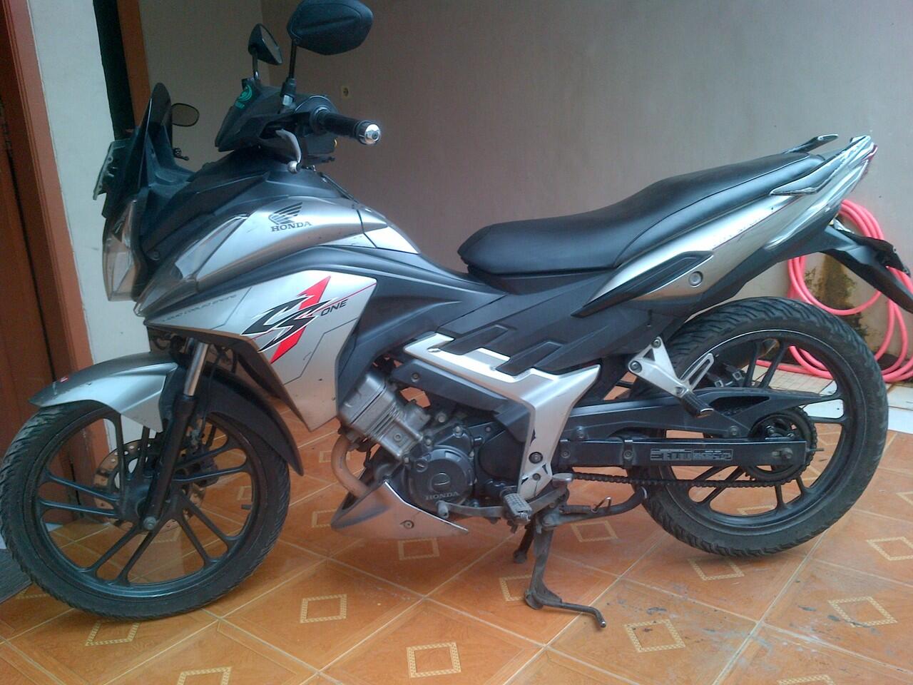 Modifikasi Motor Honda Cs1 Beemotor