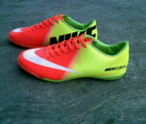 sepatu dc,vans,nike,toms,adidas,puma,converse,macbeth,kickers,zara,reebok,asics tiger