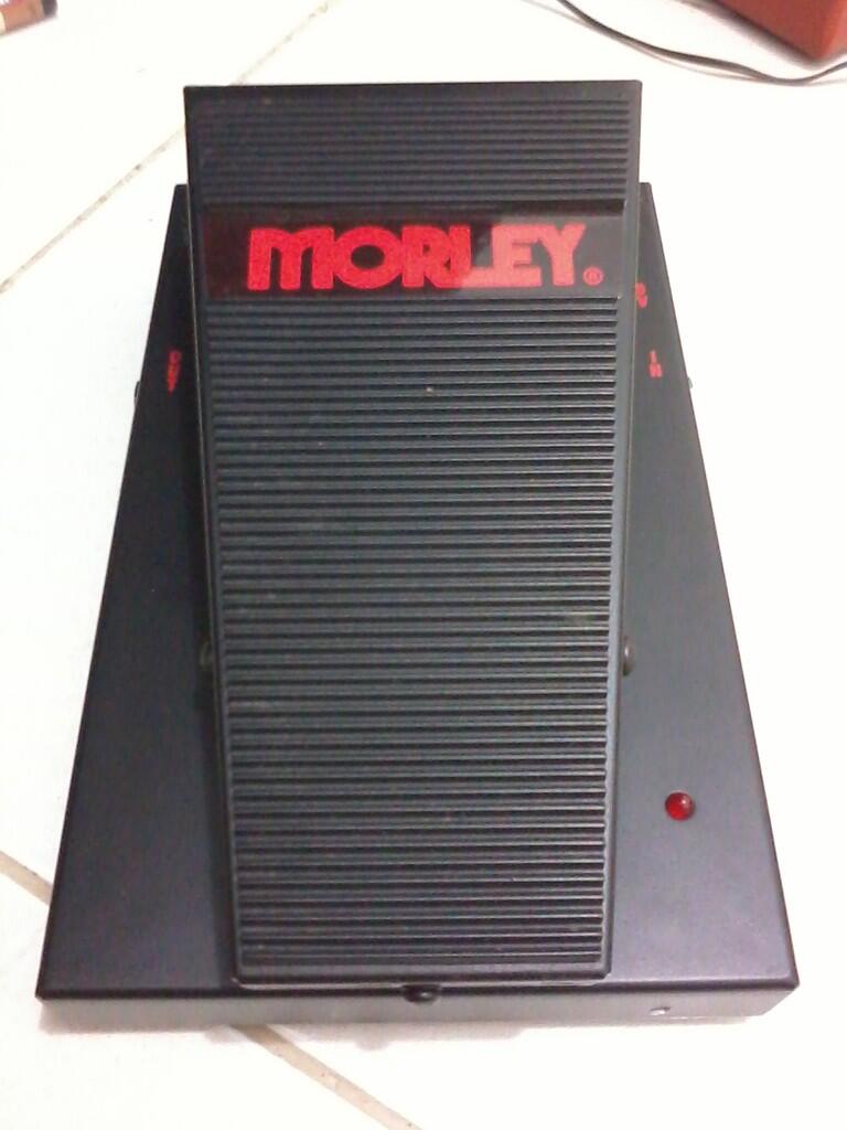 Morley Bad Horsie Wah Vai-1