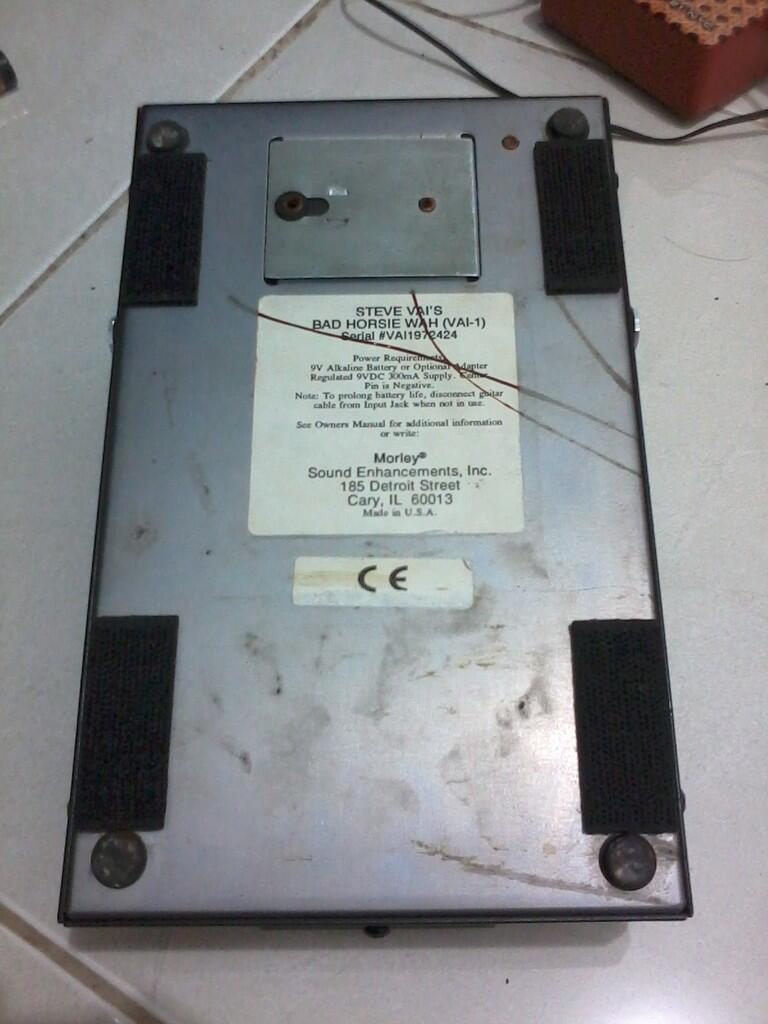 Morley Bad Horsie Wah Vai-1